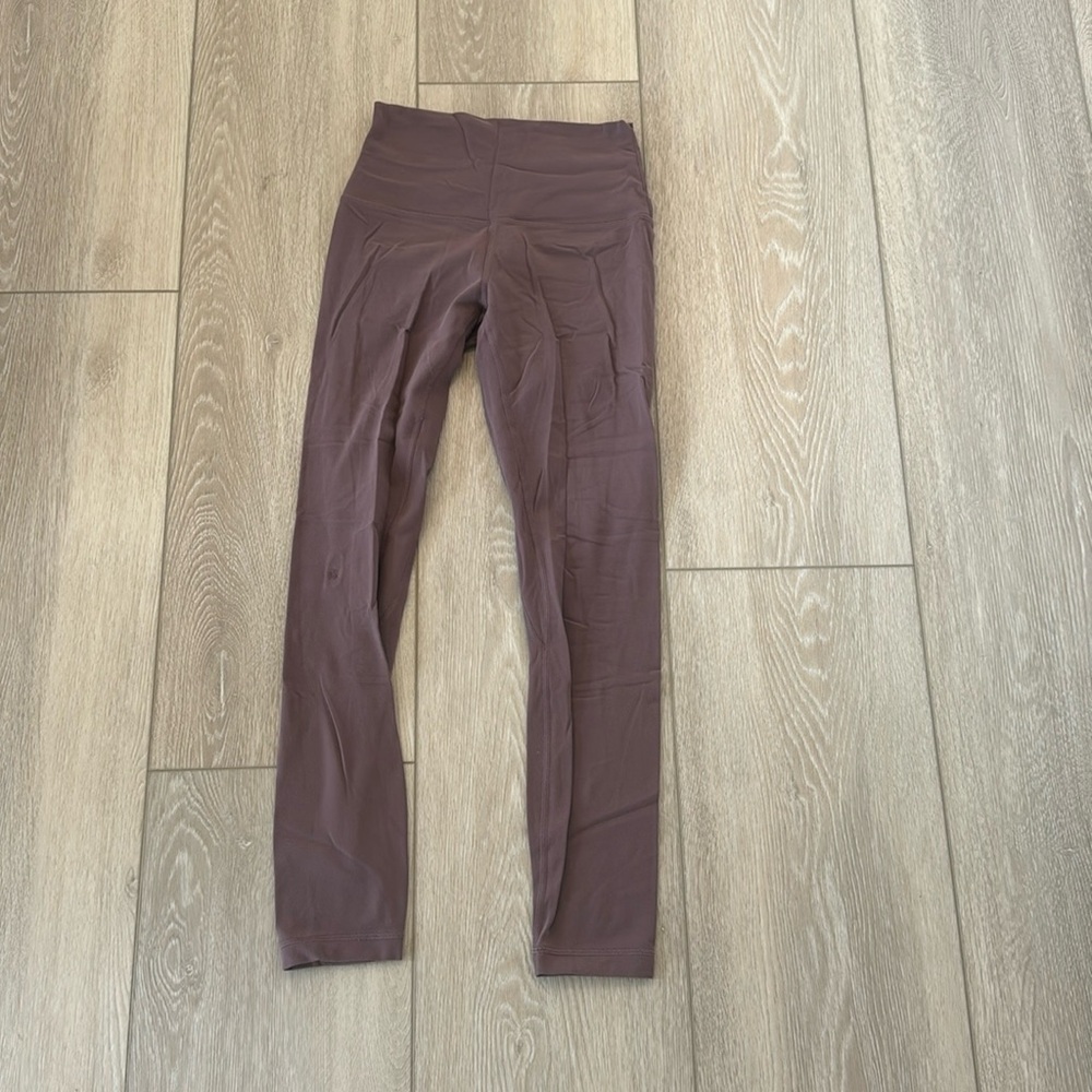 Light purple, Lululemon leggings. Good condition